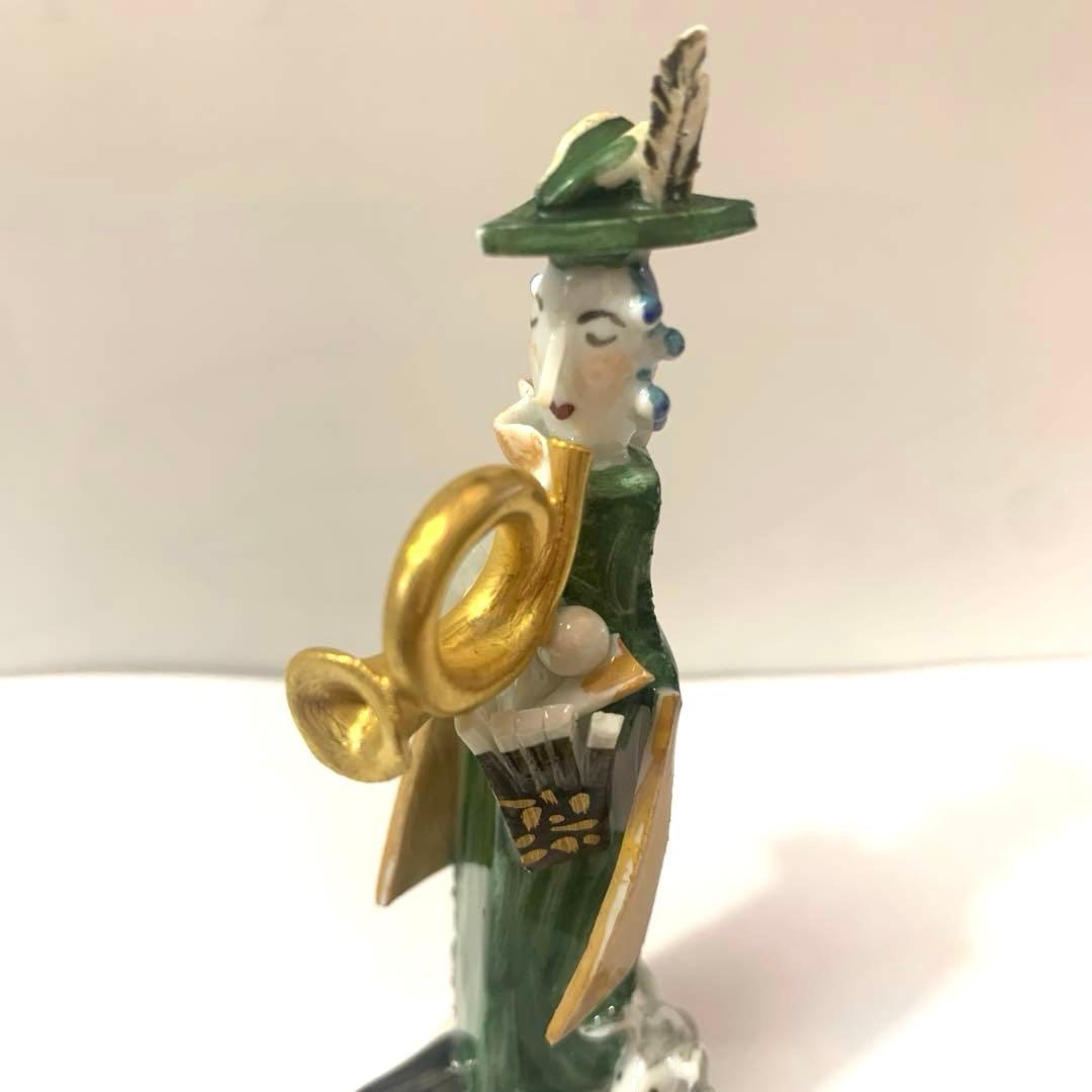 お値下げ☆マイセン手捻り人形 ホルン吹きの女と犬