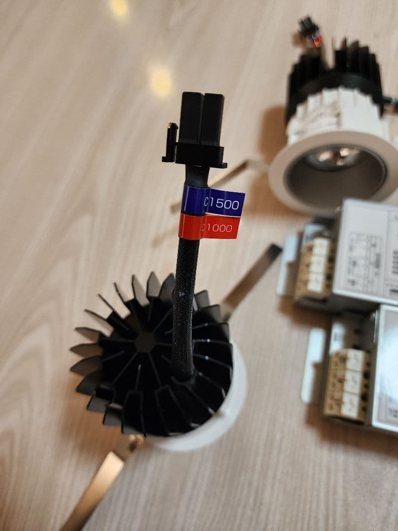 ODELIC（オーデリック）LED ダウンライト 2台＋専用電源装置 2台セット