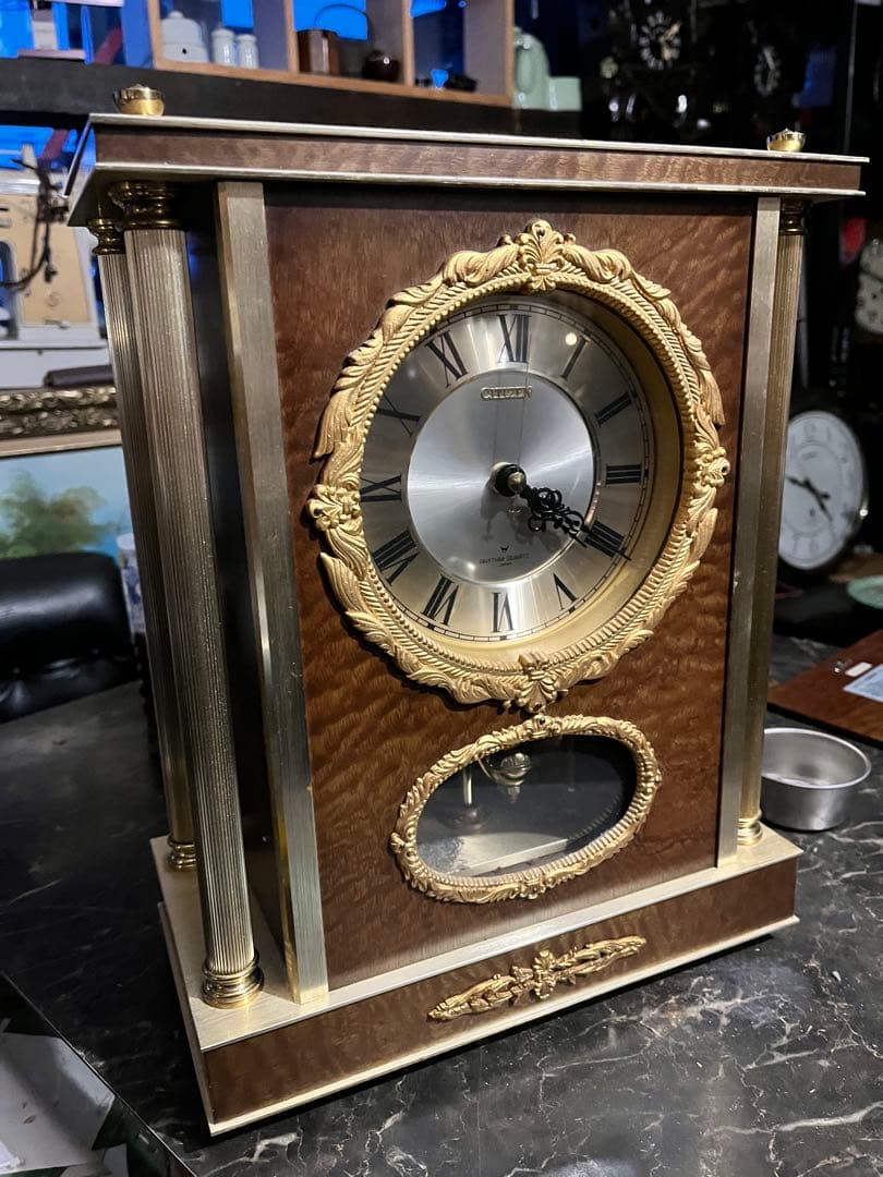 水晶時計 シチズン　CITIZEN サイズ縦約36 横約29 奥行き15.5