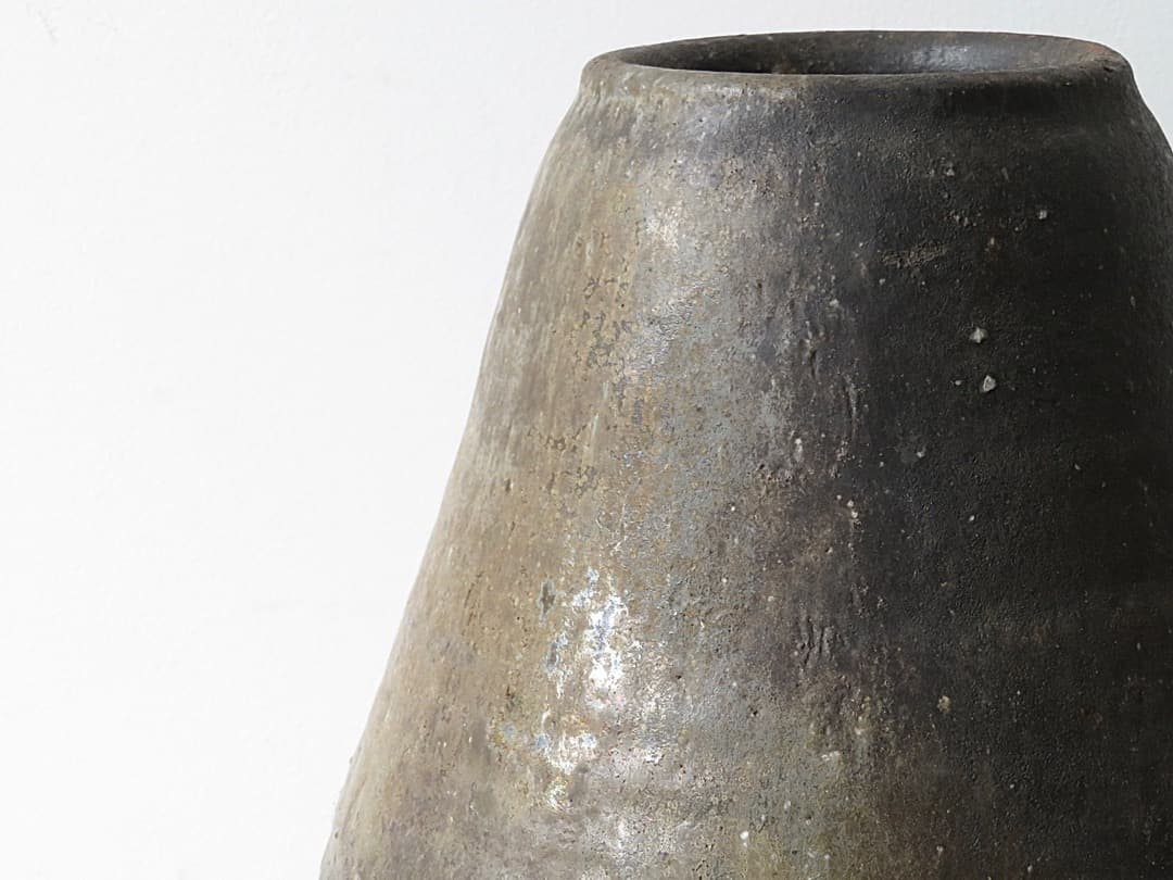 【期間限定値下】青娥窯　松元洋一作⑥　『自然釉花入』　穴窯焼成