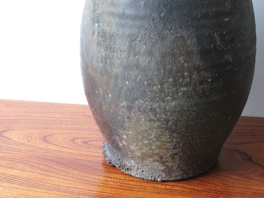 【期間限定値下】青娥窯　松元洋一作⑥　『自然釉花入』　穴窯焼成