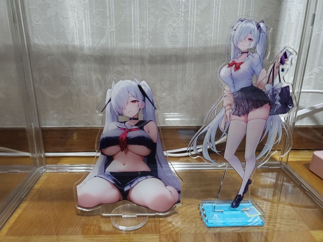 勝利の女神NIKKE シンデレラ アクリルスタンド 美品 一番くじB賞付き