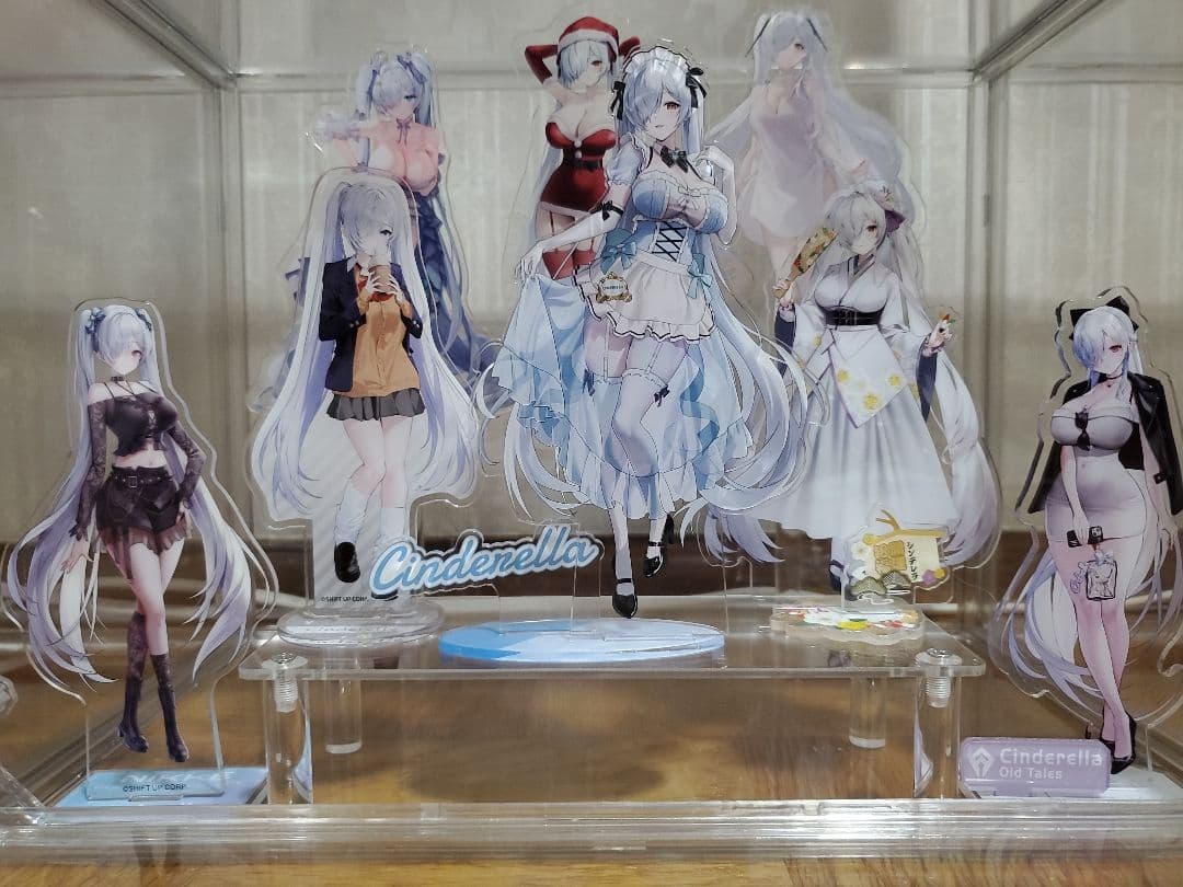 勝利の女神NIKKE シンデレラ アクリルスタンド 美品 一番くじB賞付き