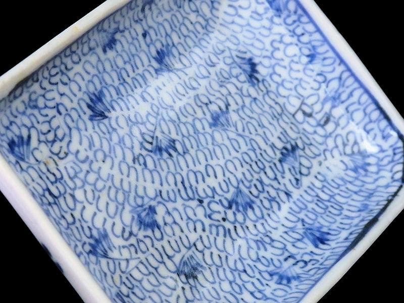古伊万里 染付 微塵唐草の図 角皿 豆皿 E532AS-fbte - メルカリ