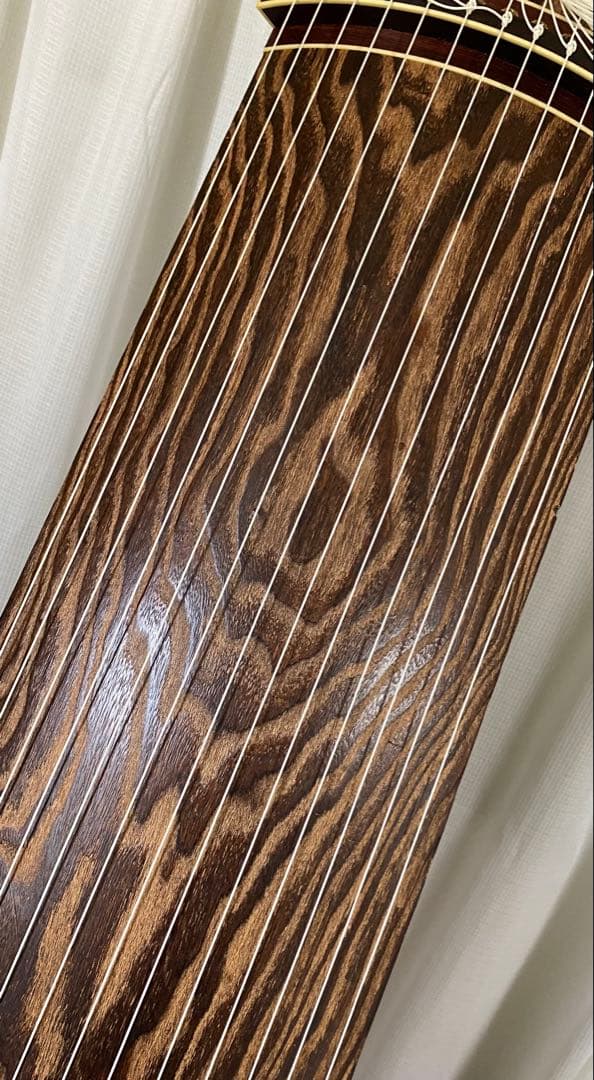 *2300 大正琴　13弦　琴柱　カバー付き