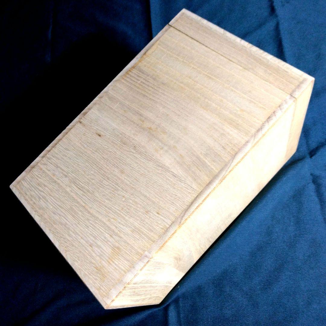 中国美術　大清乾隆年製　陶磁器　花瓶　花器　壺　花柄装飾　箱付き