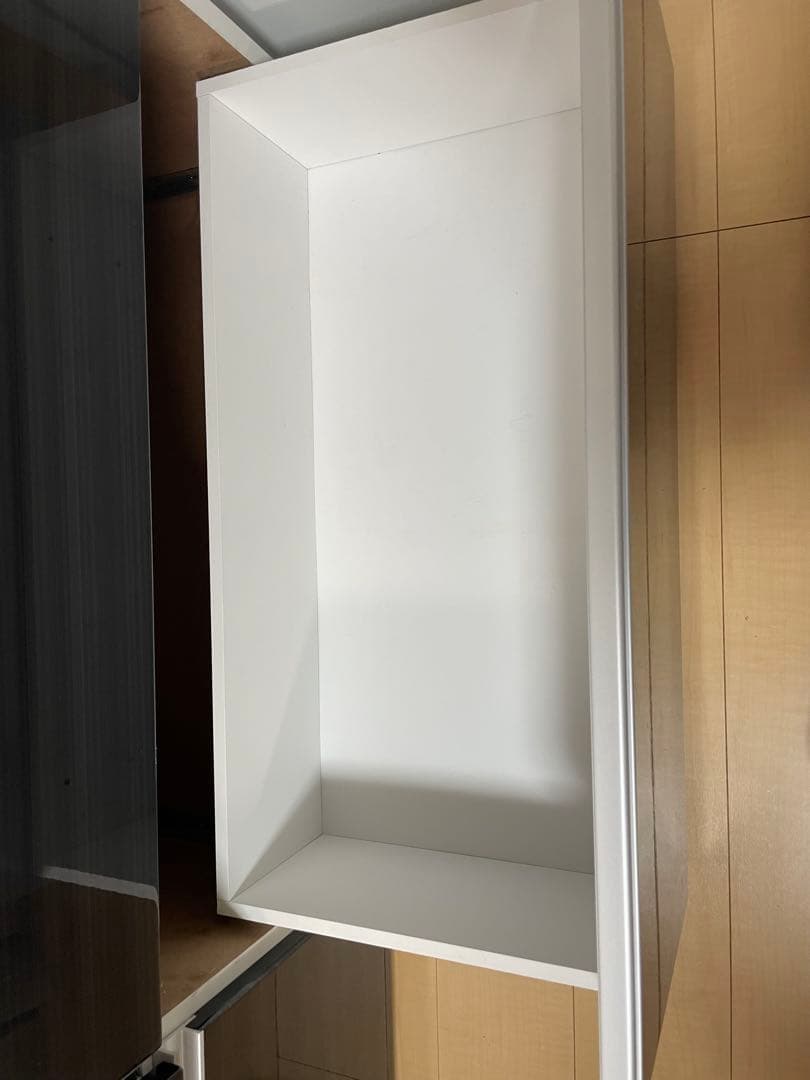 【ひだか】木製食器棚 ガラス扉付き　ブラック×ホワイト