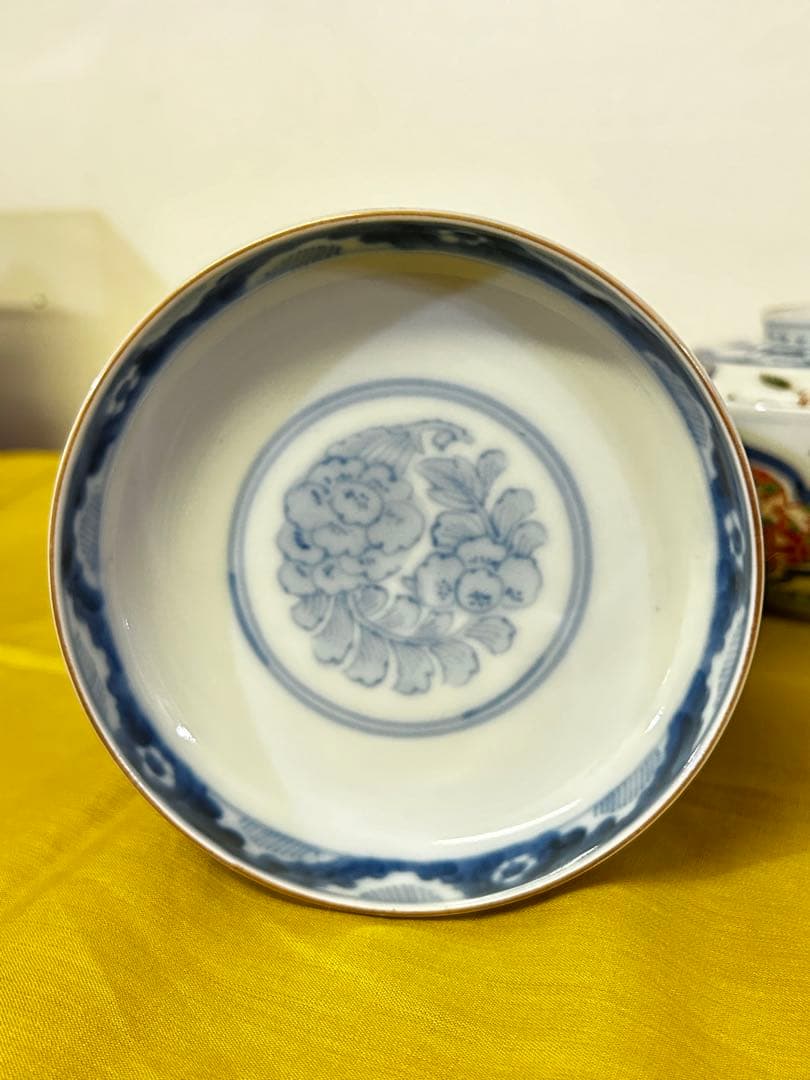 最終処分価格　明治 長春冨貴 伊万里焼 金彩染付 蓋付中鉢 ３客