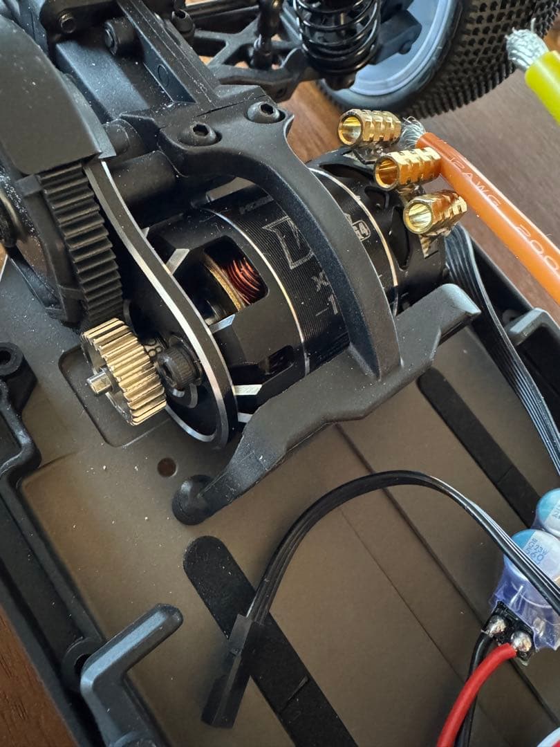 ★お買得！ヨコモSO2.0 （モーター、アンプ、サーボ付き）（組立のみ・未走行）