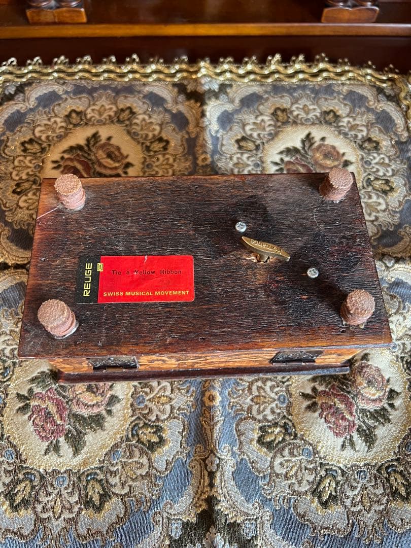 リュージュ オルゴール　幸せの黄色いリボン　REUGE