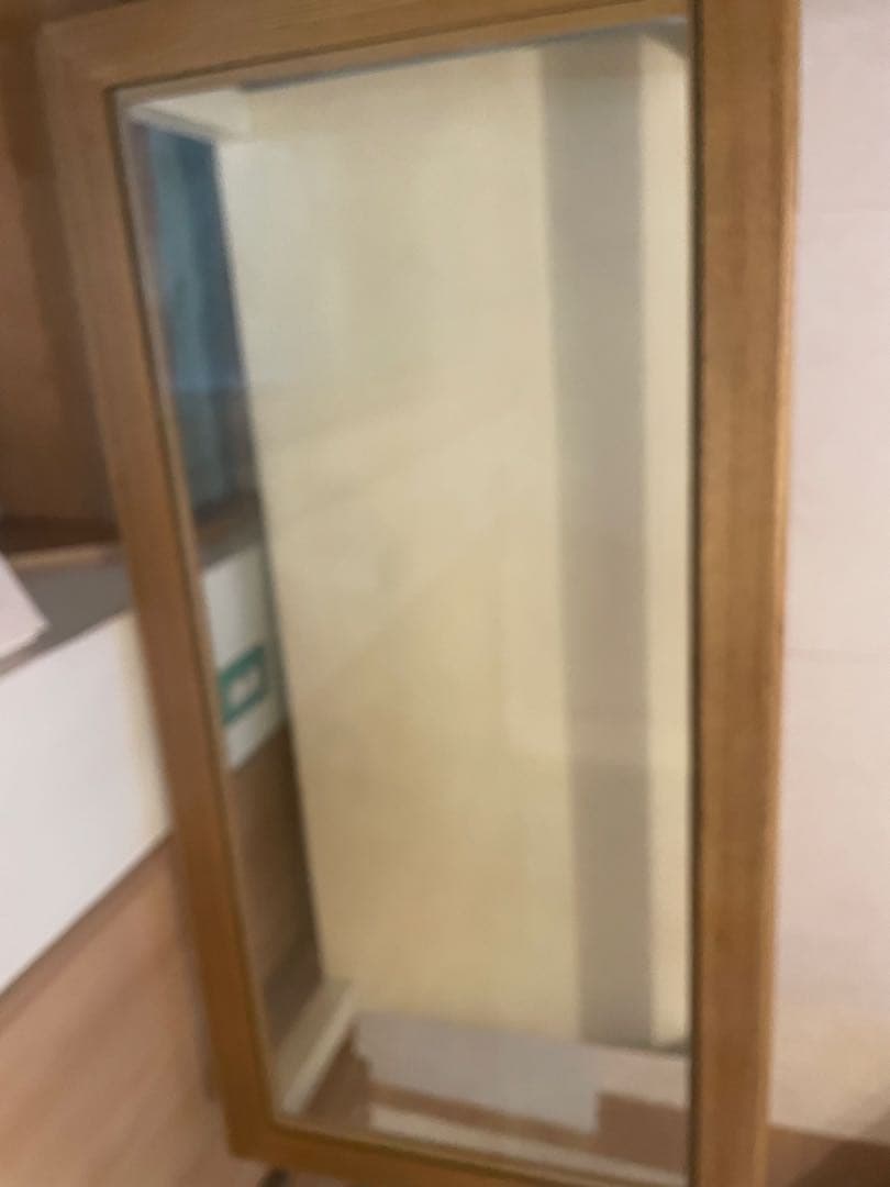 シャビー　アンティーク　ローテーブル　ガラス