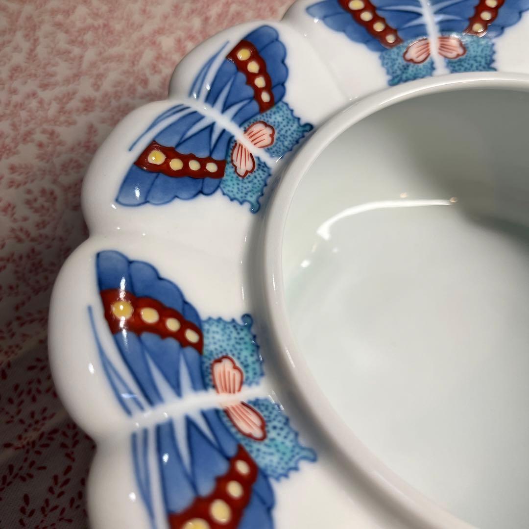 鍋島御庭焼窯 市川光春作「色鍋島蝶文様灰皿」 - メルカリ