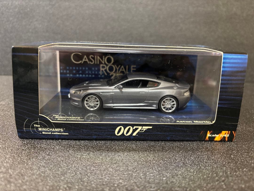 ミニチャンプス　007 カジノロワイヤル & 慰めの報酬 ミニカーセット