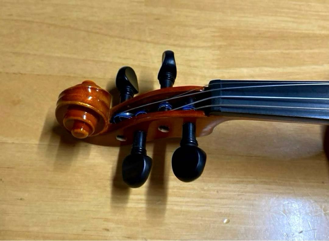 SUZUKI VIOLIN バイオリン