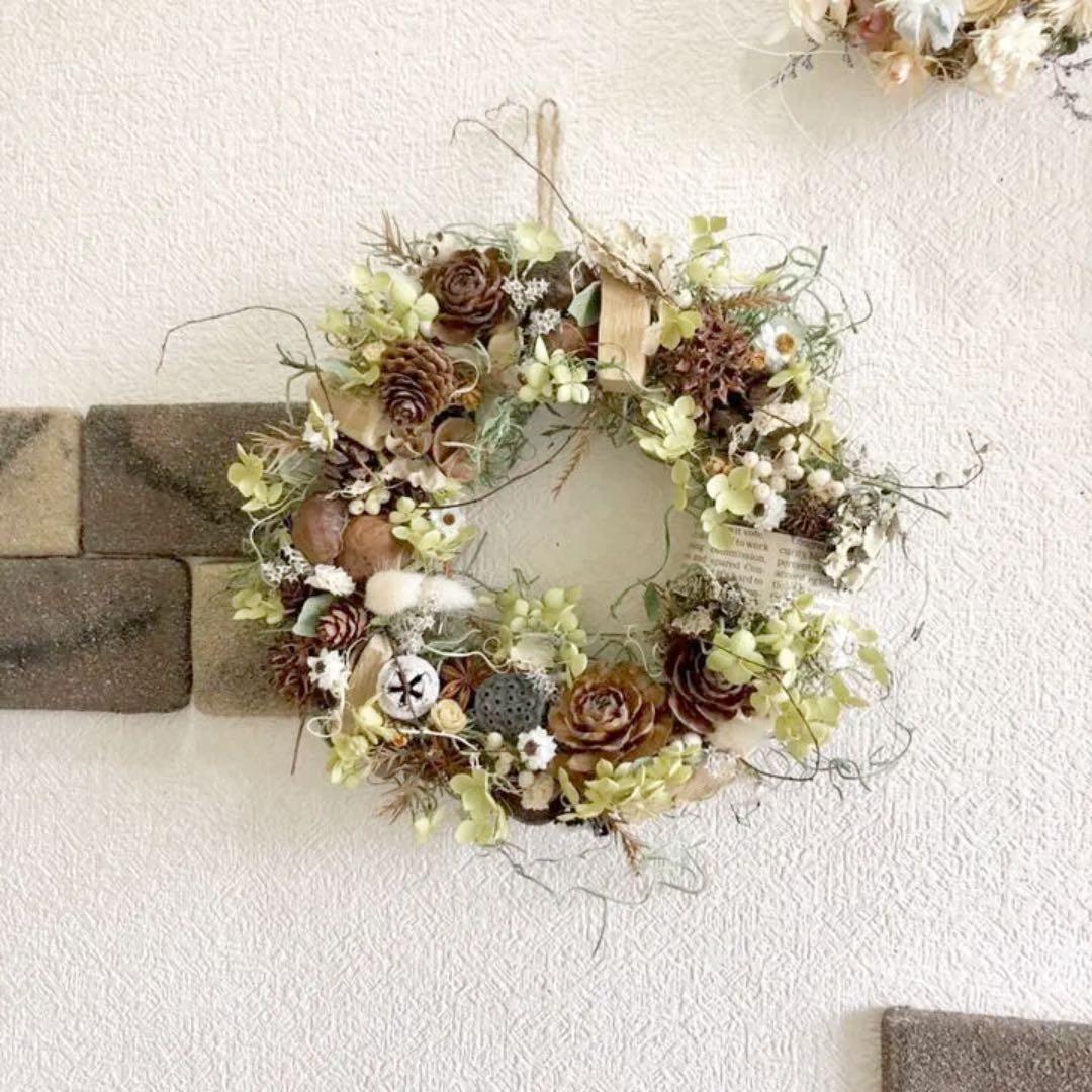 受注制作　アナベル紫陽花と木ノ実のリース