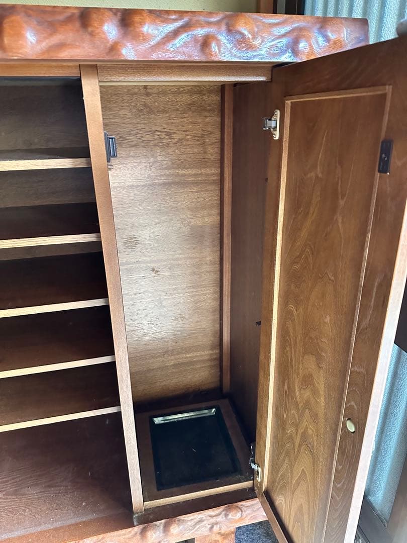 西垣家具工芸【蔵】高級和家具 下駄箱 靴箱 なぐり加工 天然木 幅210cm