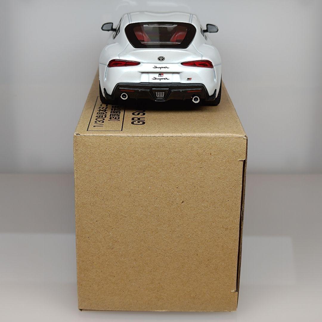 トヨタ GRスープラ カラーサンプル ホワイトメタリック 非売品 正規品