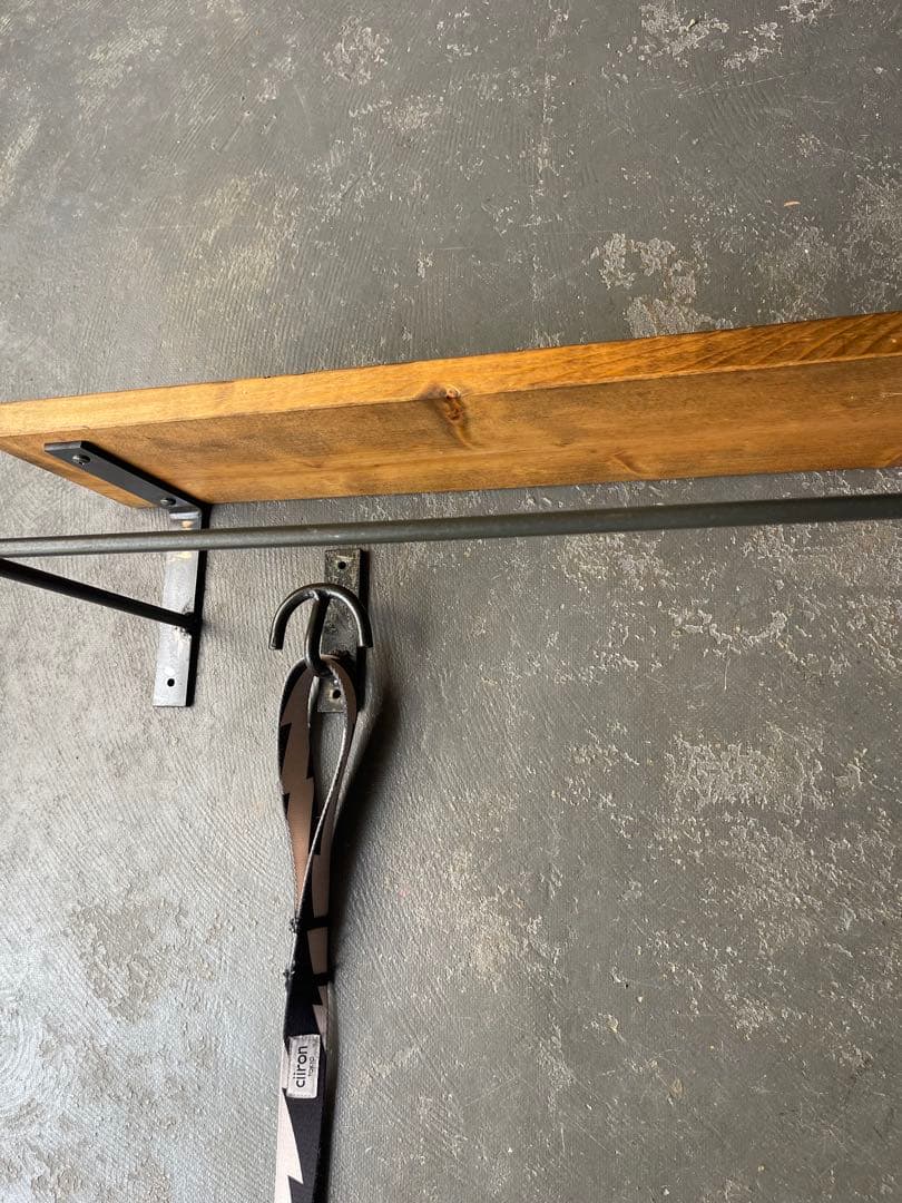 アイアンシェルフ　シェルフ　リードフック　犬　ペット用品　植物棚　男前インテリア