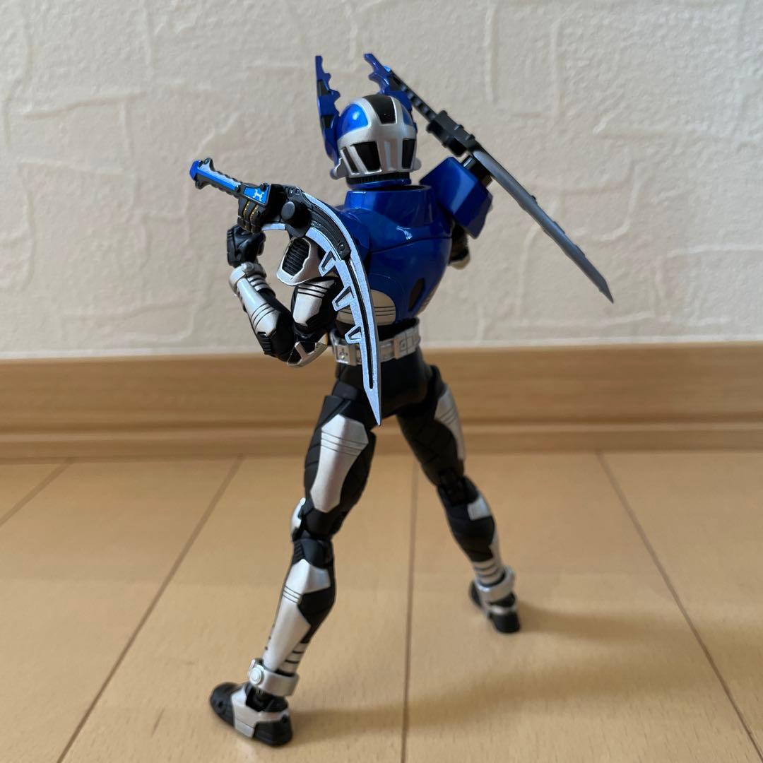 訳あり　S.H.Figuarts 仮面ライダーガタック　ライダーフォーム