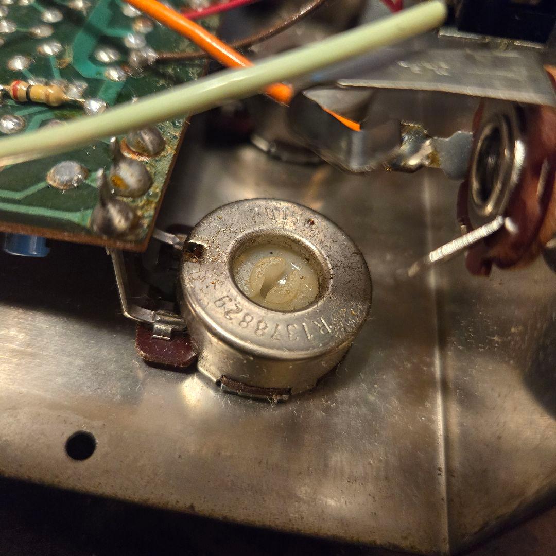 Electro-Harmonix Big Muff π V6 EH3034 - メルカリ