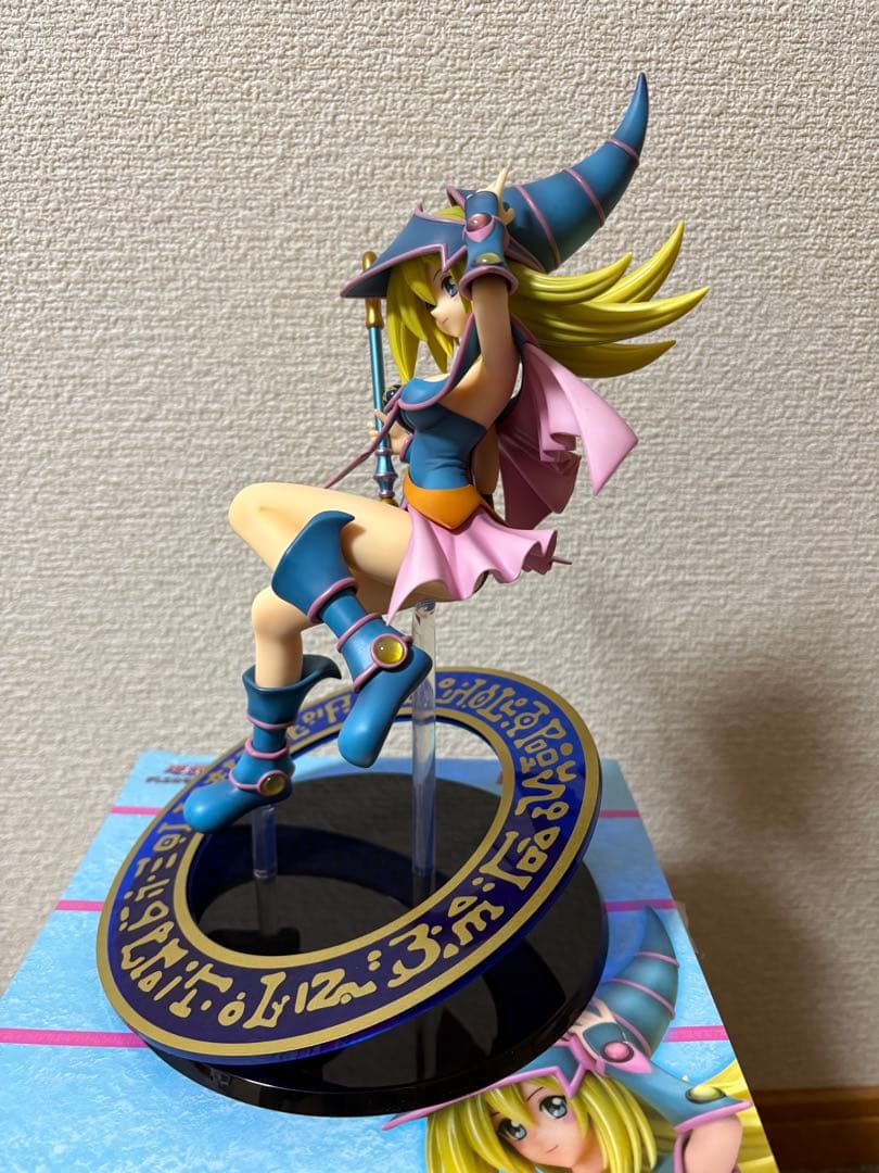 遊戯王 ブラック・マジシャン・ガール マックスファクトリー 1/7 フィギュア