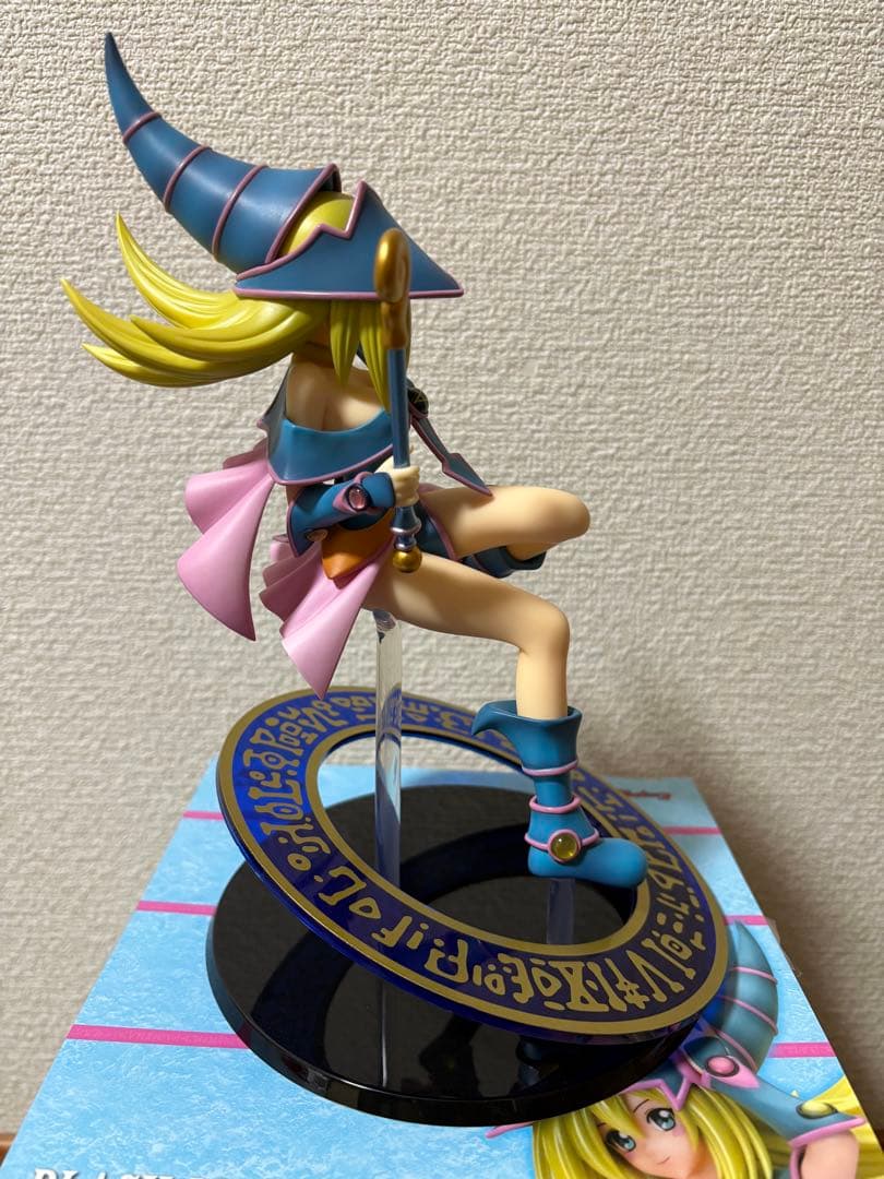 遊戯王 ブラック・マジシャン・ガール マックスファクトリー 1/7 フィギュア