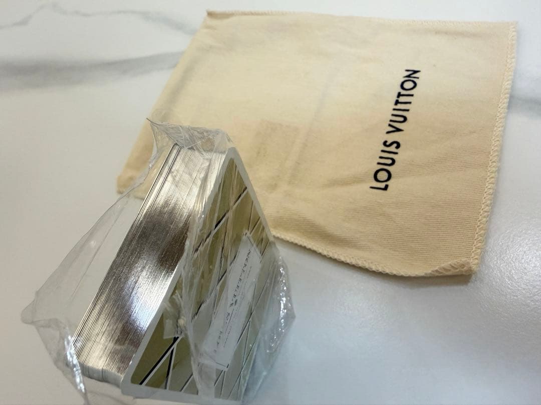 LOUIS VUITTON トランプ