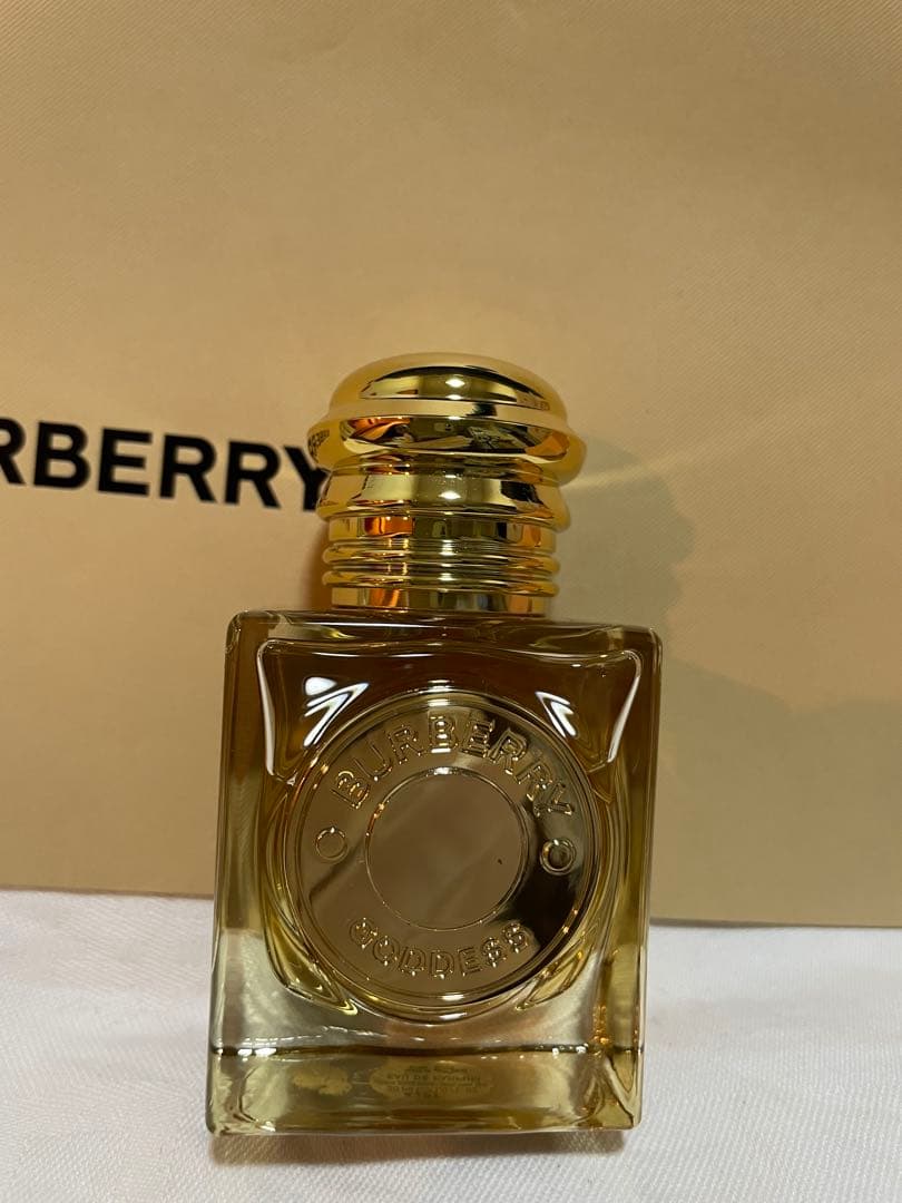 ［BURBERRY］GODDESS オードパルファム 50ml／ノベルティ