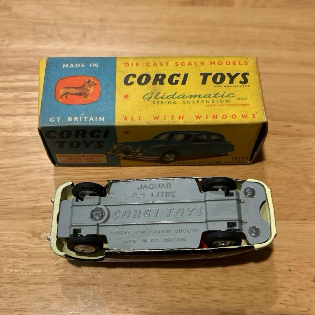 コーギー・トイズ 208S ジャガー 2.4 リットル サルーン 箱あり