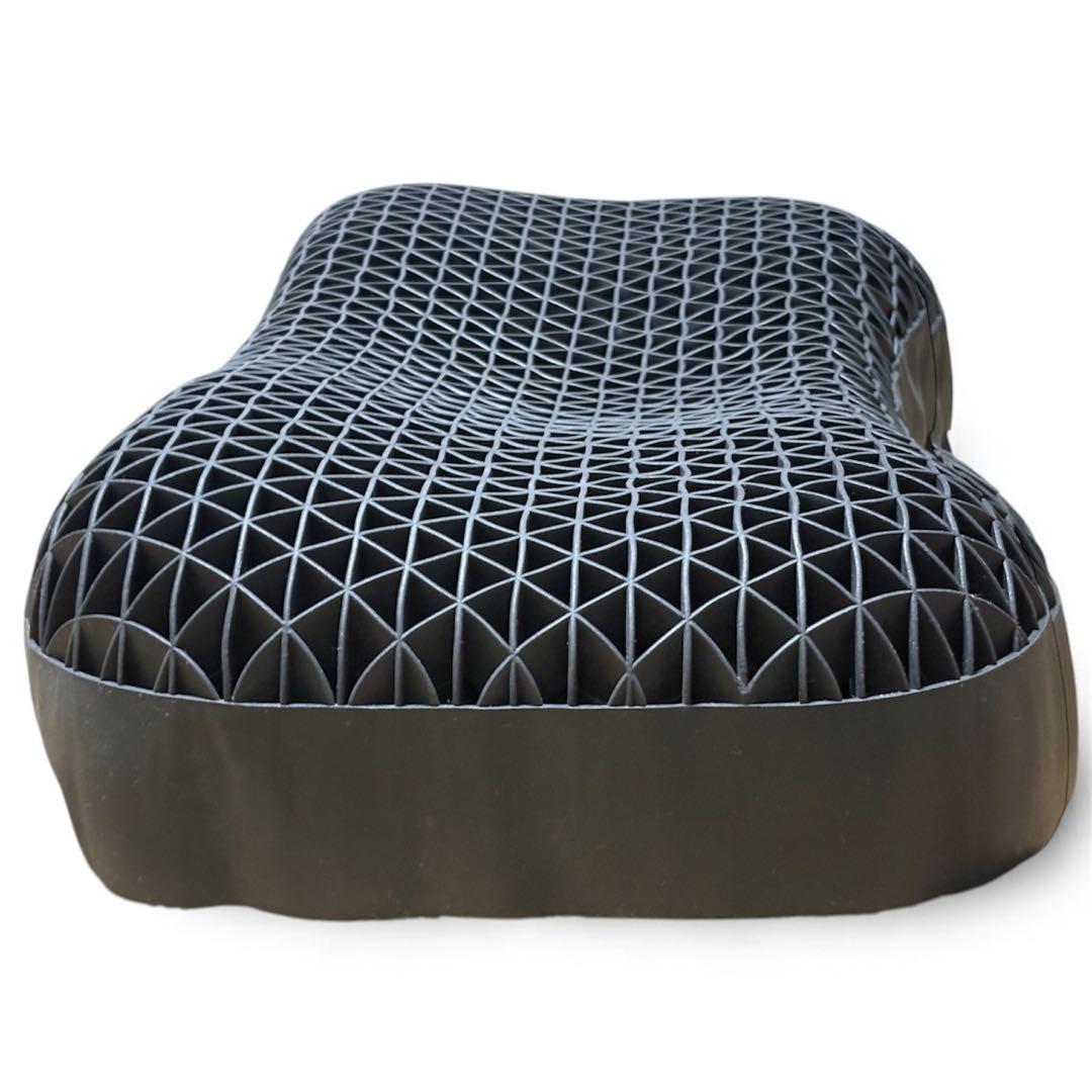 【美品】ヒツジのいらない枕極柔テンセル 枕カバー付