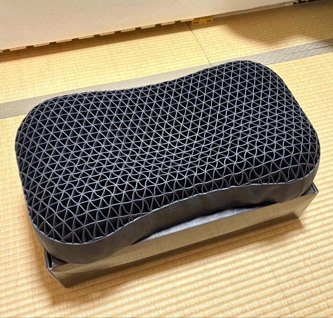 【美品】ヒツジのいらない枕極柔テンセル 枕カバー付