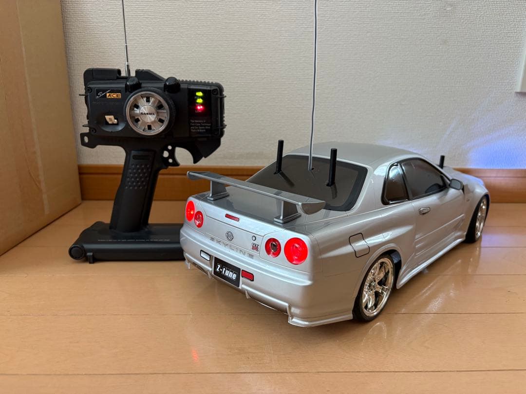 タミヤ 1/10電動RC 4WD R34 GT-R TT-01 現状品