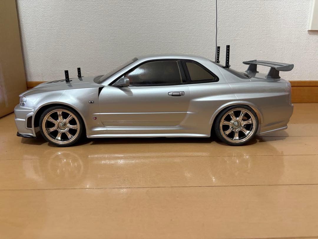 タミヤ 1/10電動RC 4WD R34 GT-R TT-01 現状品