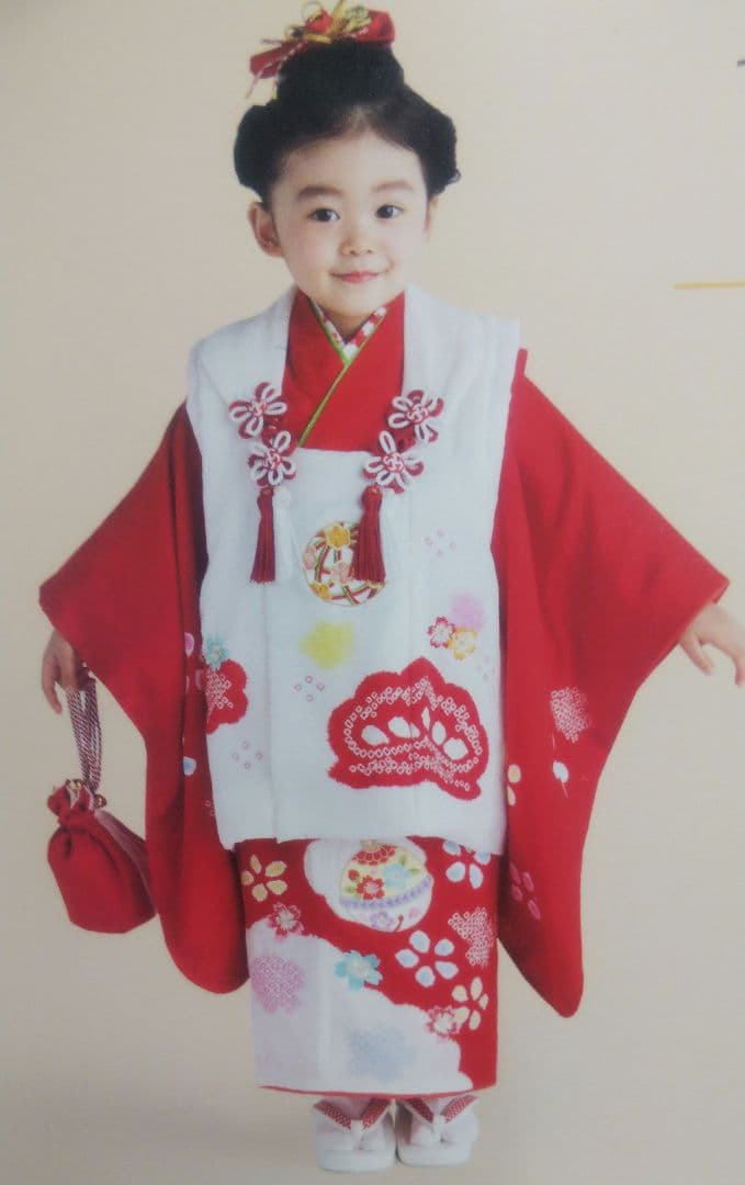 ★ご売約★三歳お祝い着物被布コート 絞り 刺繍