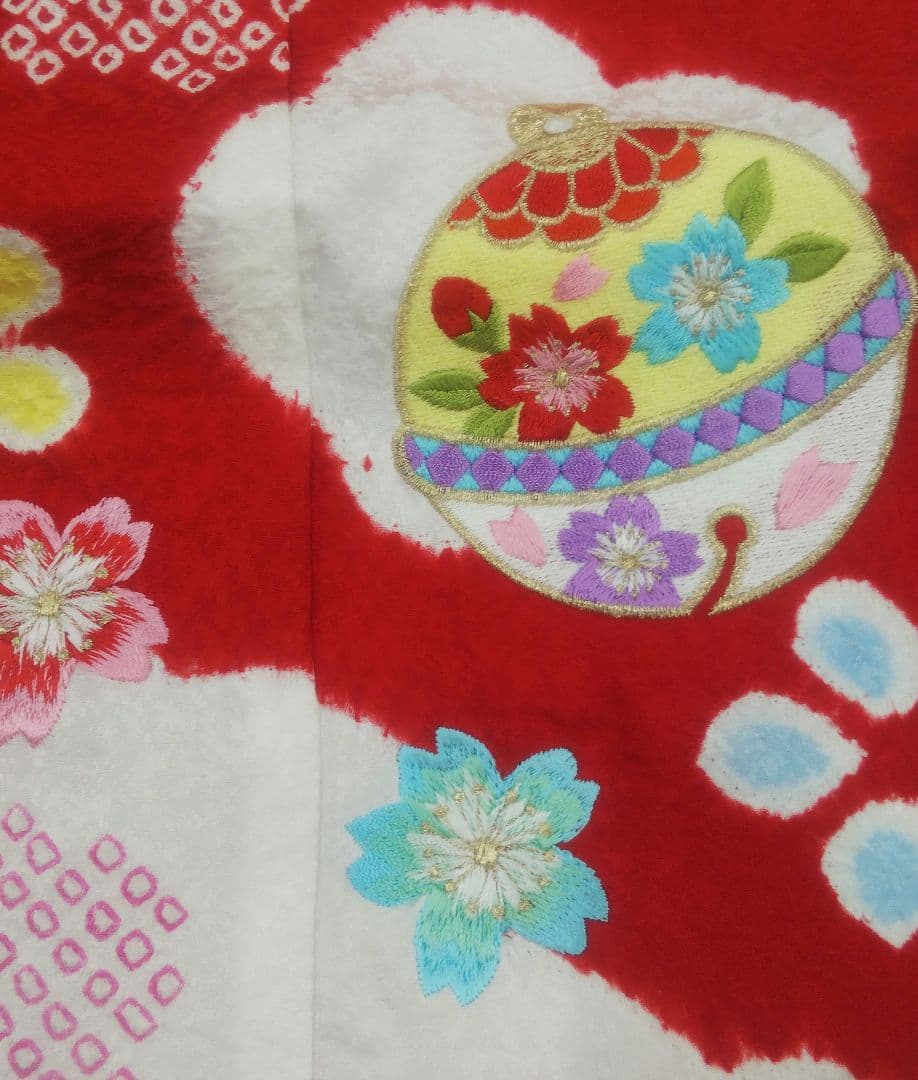 ★ご売約★三歳お祝い着物被布コート 絞り 刺繍