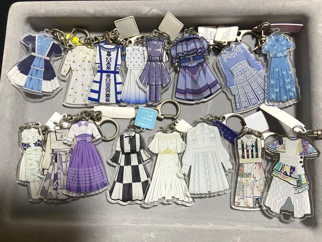 出品10/30まで》乃木坂46 衣装キーホルダーセット(開封済み) - メルカリ