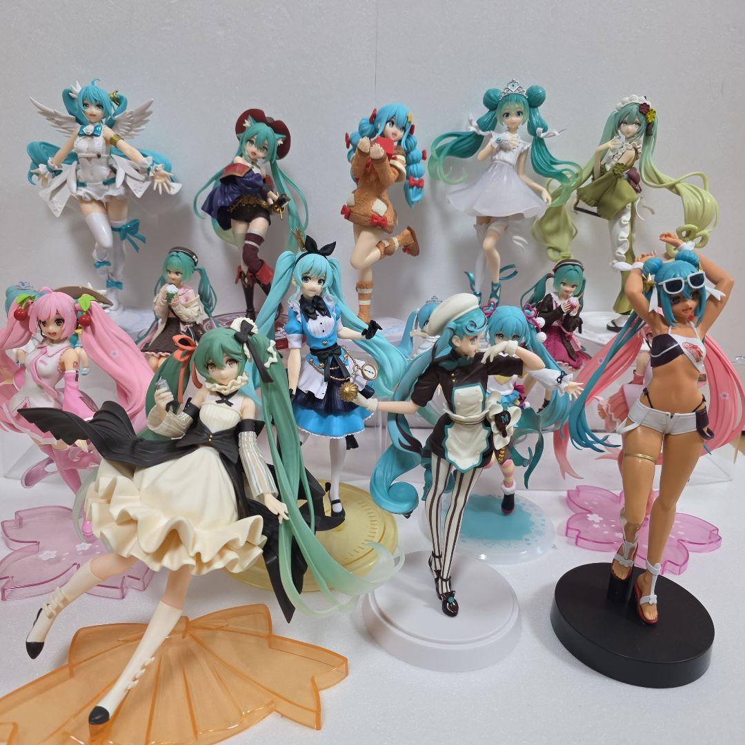 初音ミクフィギュアまとめ売り19種セット - メルカリ