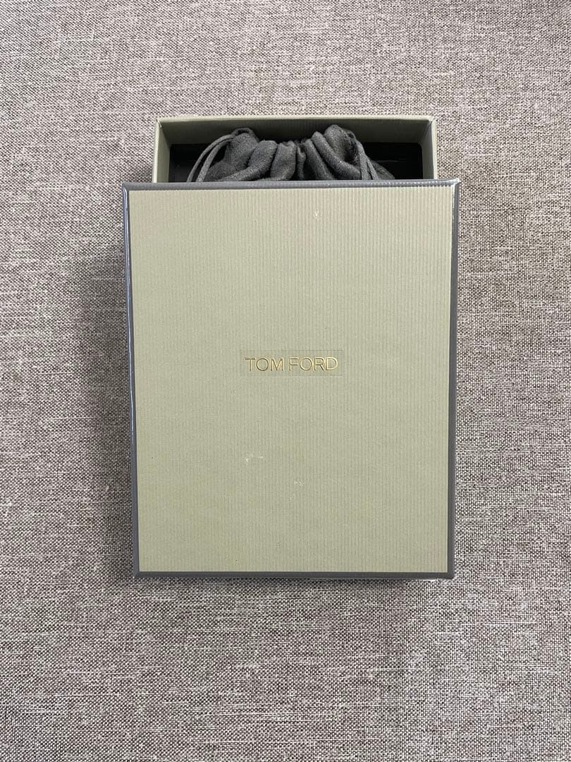 TOM FORD ブラックレザー ケース