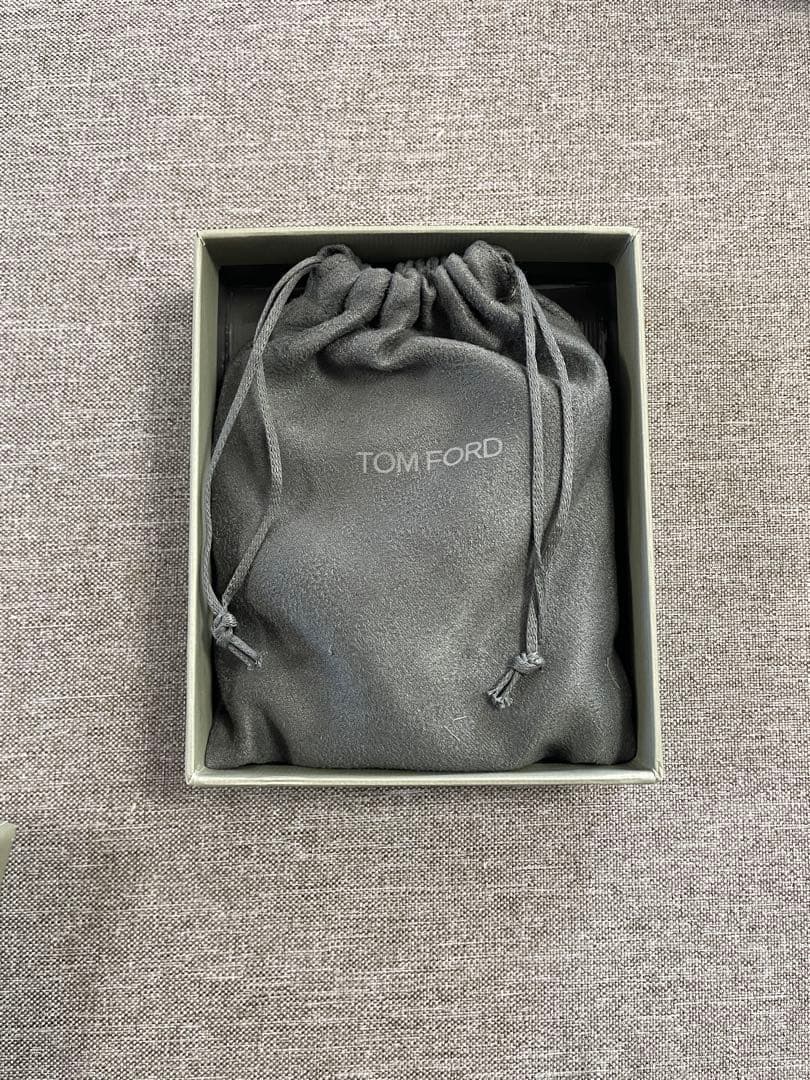 TOM FORD ブラックレザー ケース