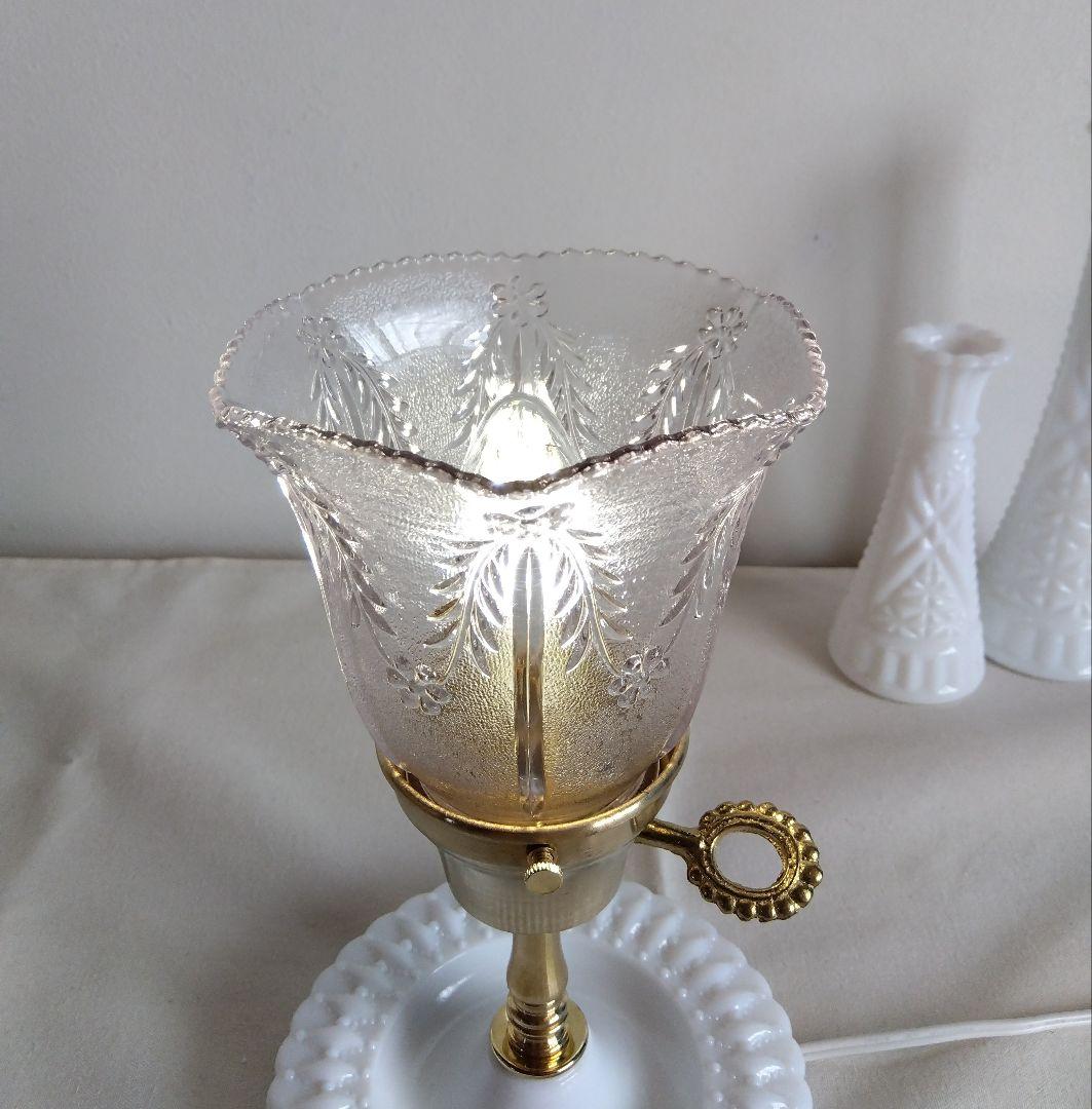 プレスガラスシェード テーブルランプ