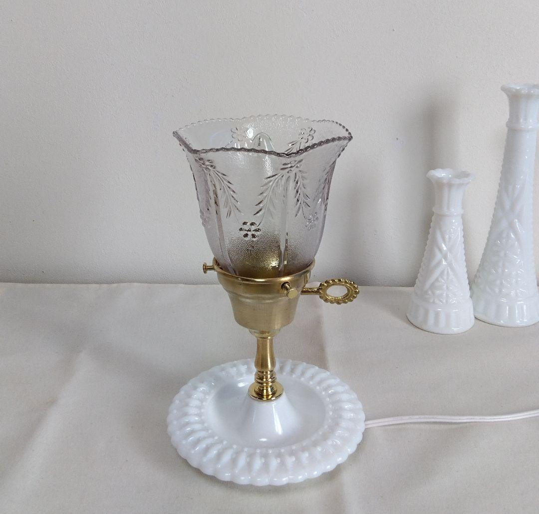 プレスガラスシェード テーブルランプ