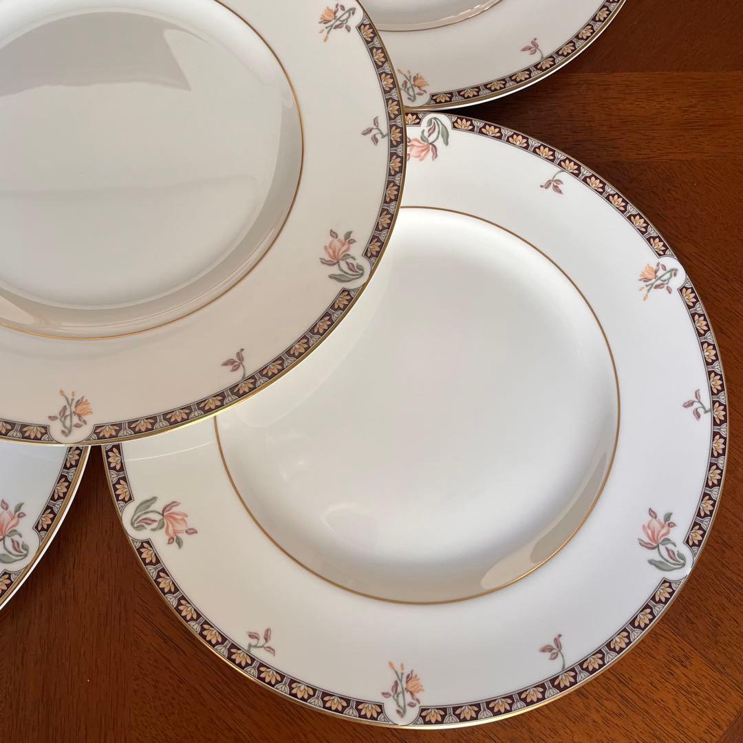 【黒壺美品】ウェッジウッド★アイシス★優雅なディナー皿　5枚