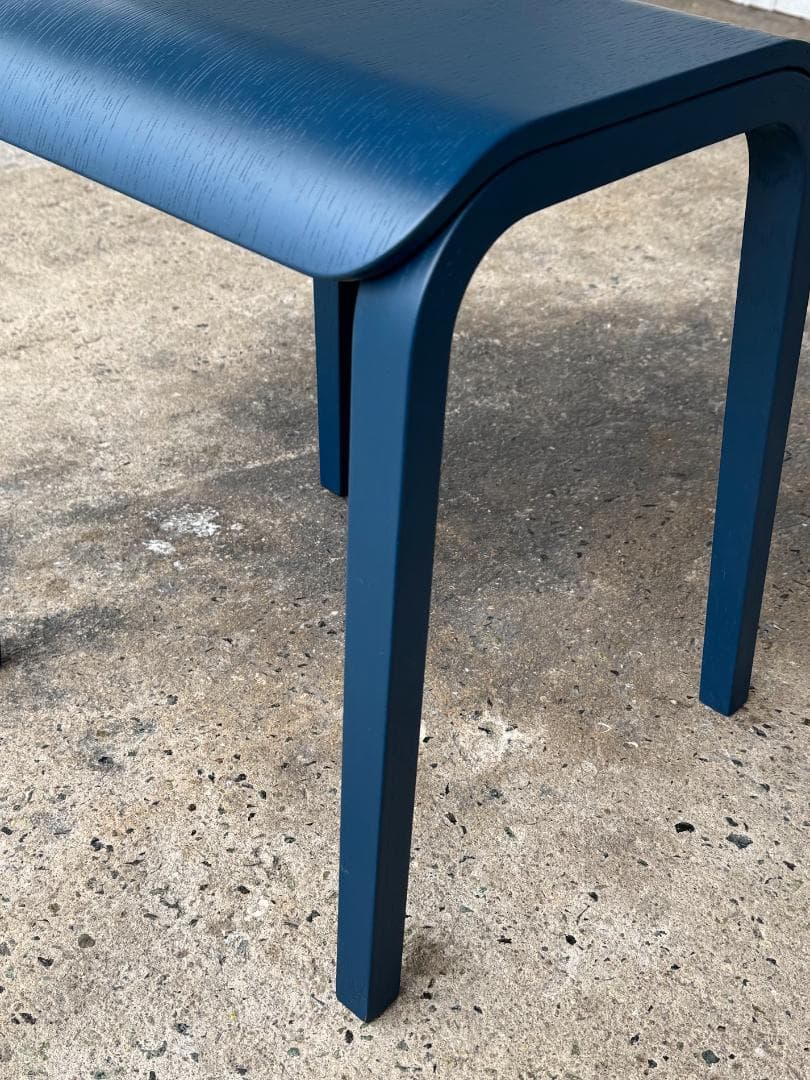 旭川家具 匠工芸 TAPEREDスツールB ロータイプ オーク 張座 ネイビー