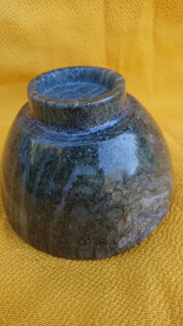 石茶碗、緑色片岩、自然石、手作り石茶碗、倉田辰彦 作