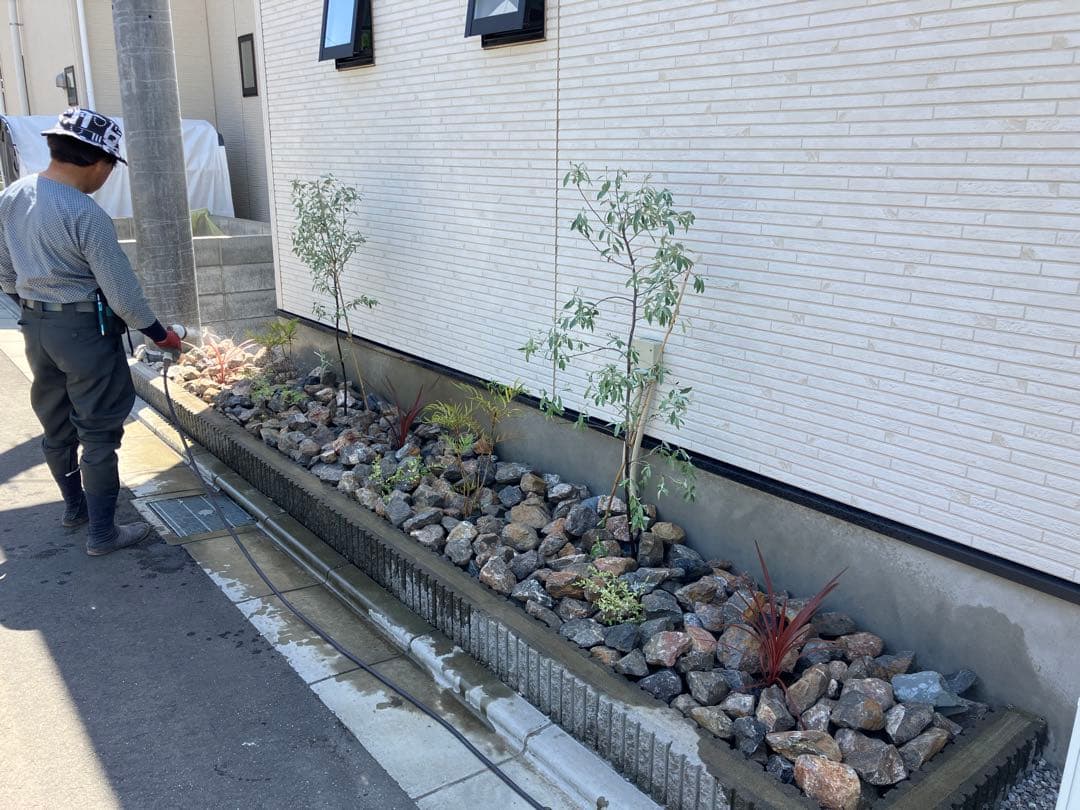 割栗石 ミックス色 ダンプで丁寧に配送 埼玉県配送費コミコミ！ 年末年始