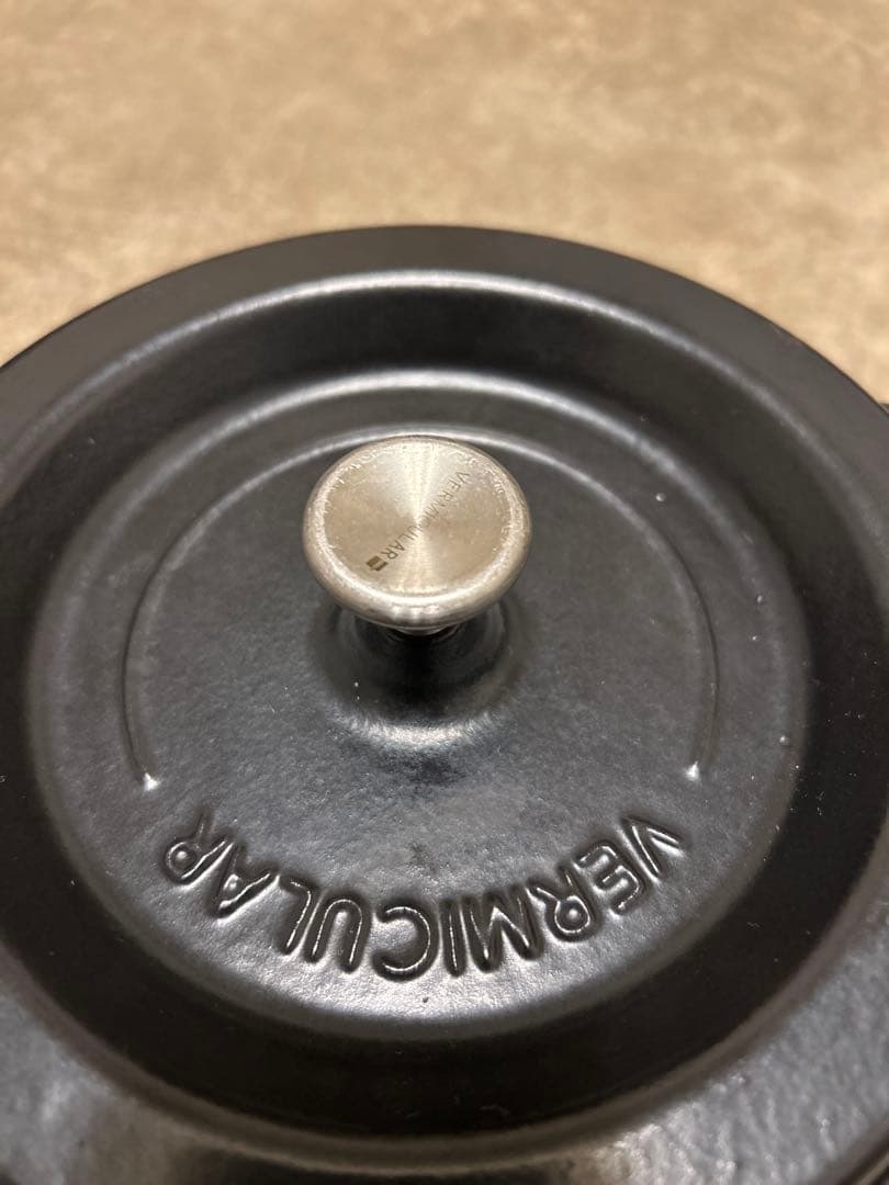 VERMICULAR バーミキュラ 18cm ブラック　無水調理鍋