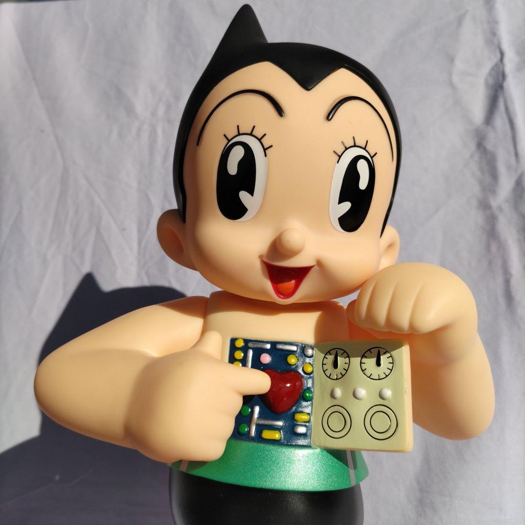 レア！ビリケン商会 鉄腕アトム 生誕1周年記念モデル 胸開きタイプ