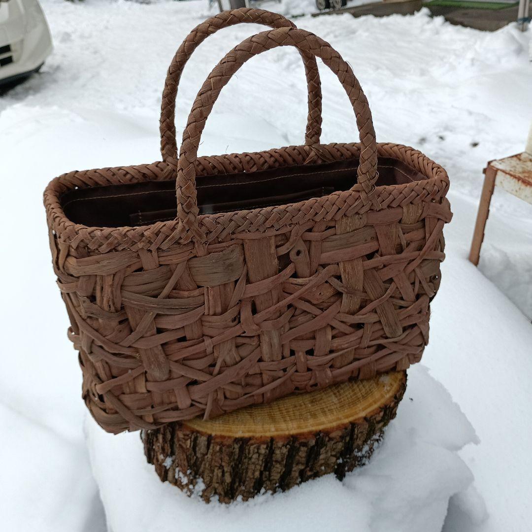 国産山葡萄バック8/1/27