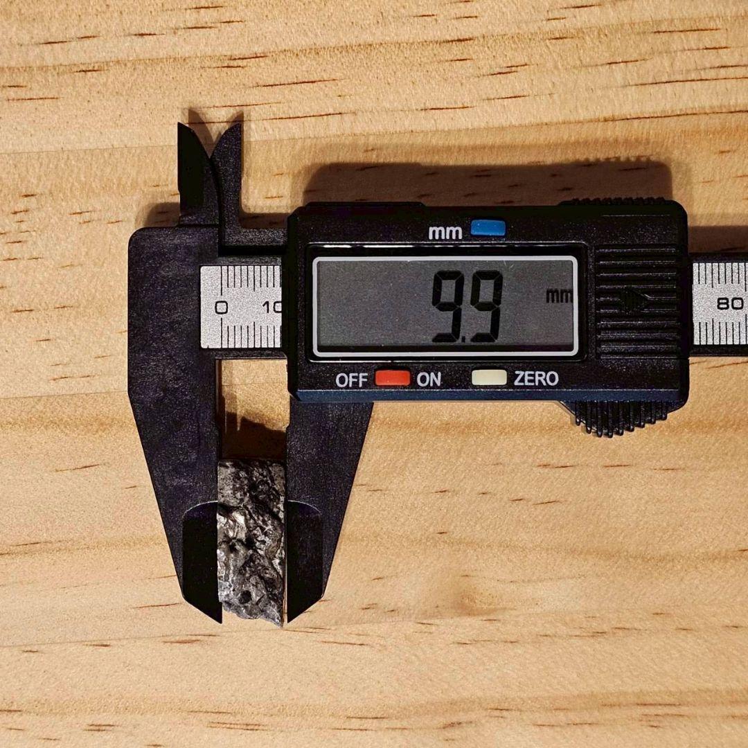 カンポデルシエロ 隕石【24.7g】