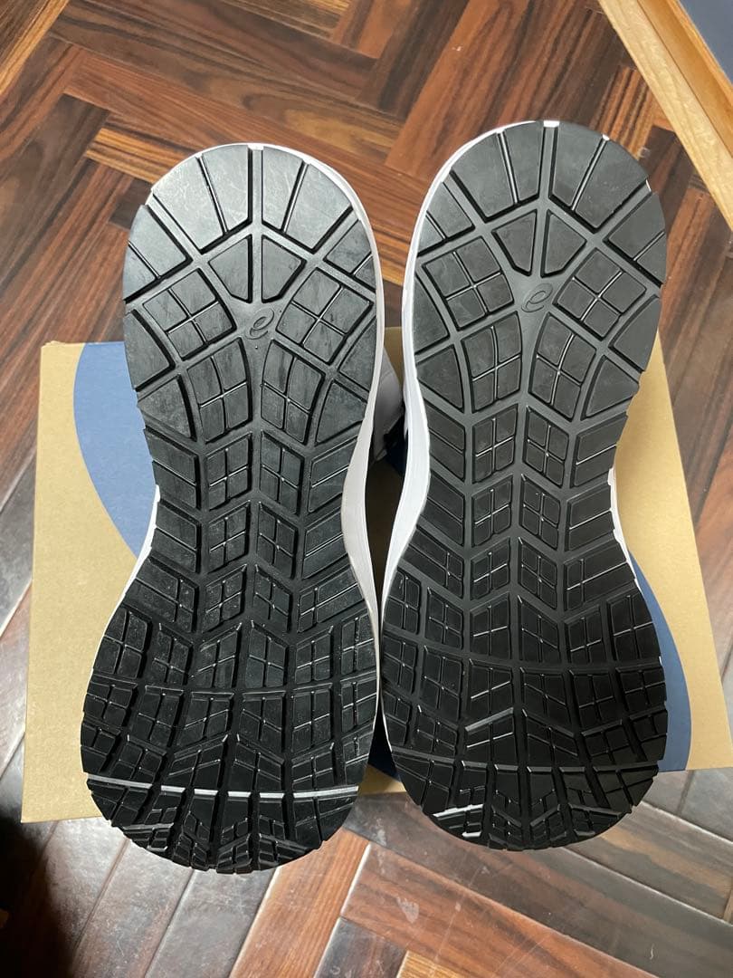 アシックス　安全靴　CP304BOA　ブラック×ホワイト　27.5cｍ　3E相当